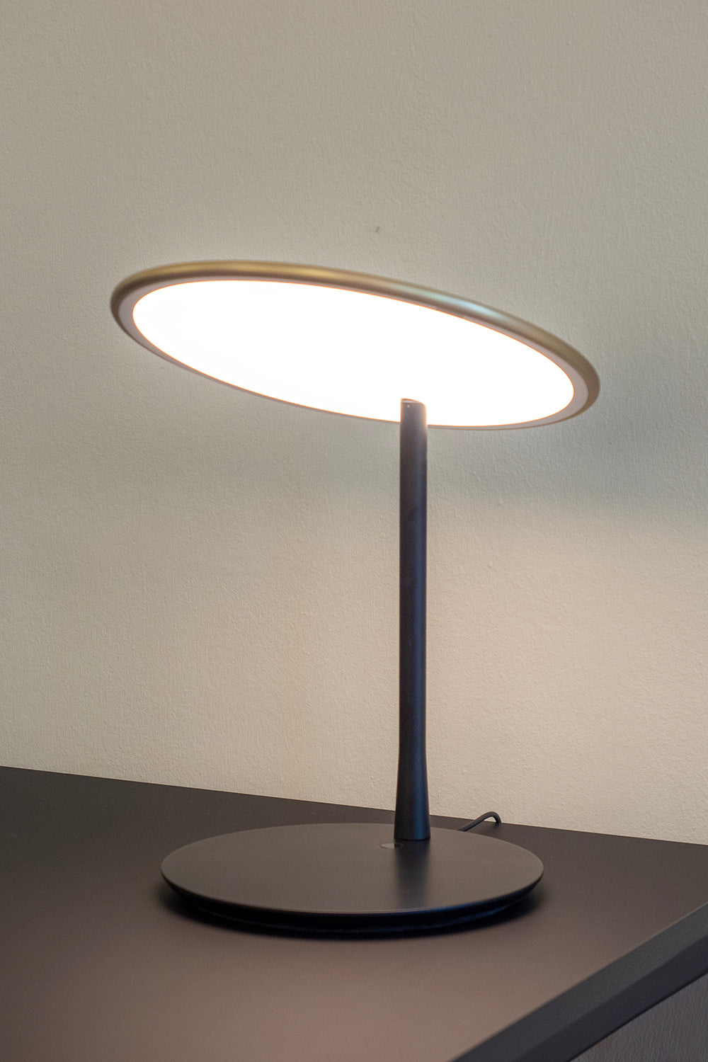 NINE - Disc Table Light