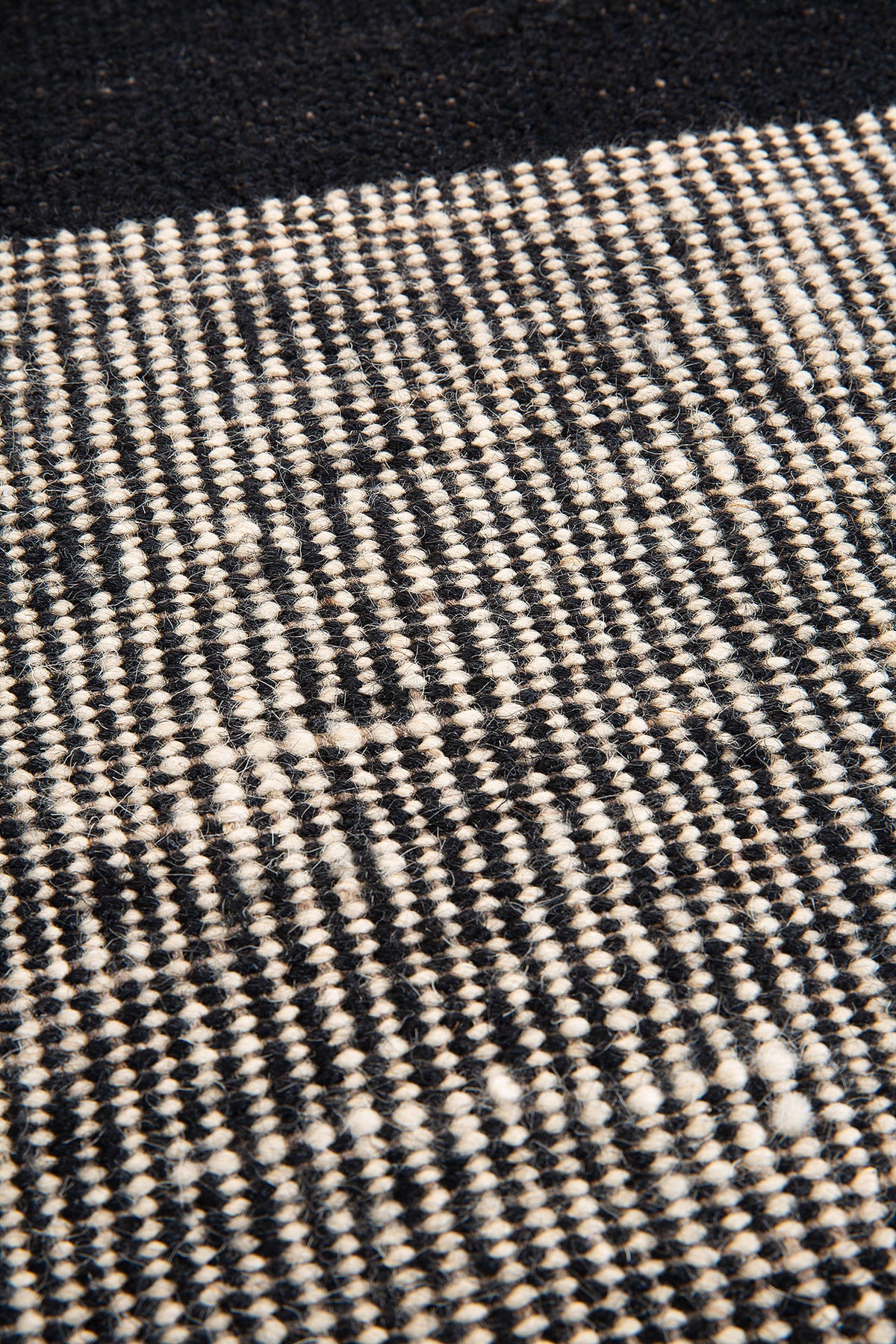 Ethnicraft - Dots Kilim Rug
