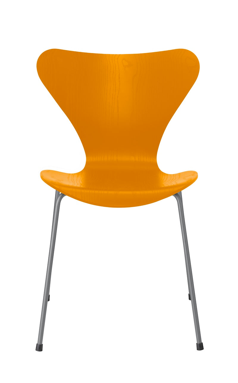 Fritz Hansen - Series 7 3107 Dining Chair - Coloured Veneer