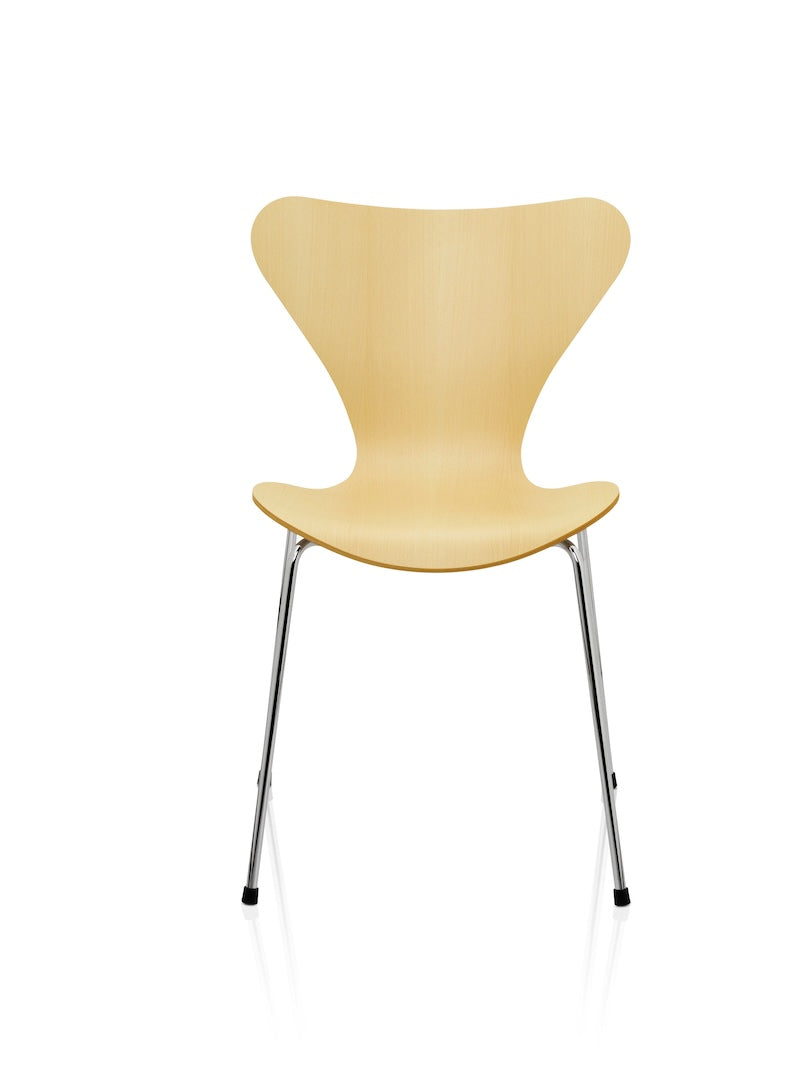 Fritz Hansen - Series 7 3107 Dining Chair - Clear Lacquered Veneer