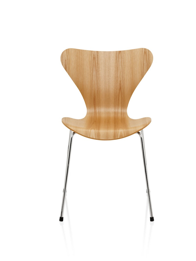 Fritz Hansen - Series 7 3107 Dining Chair - Clear Lacquered Veneer