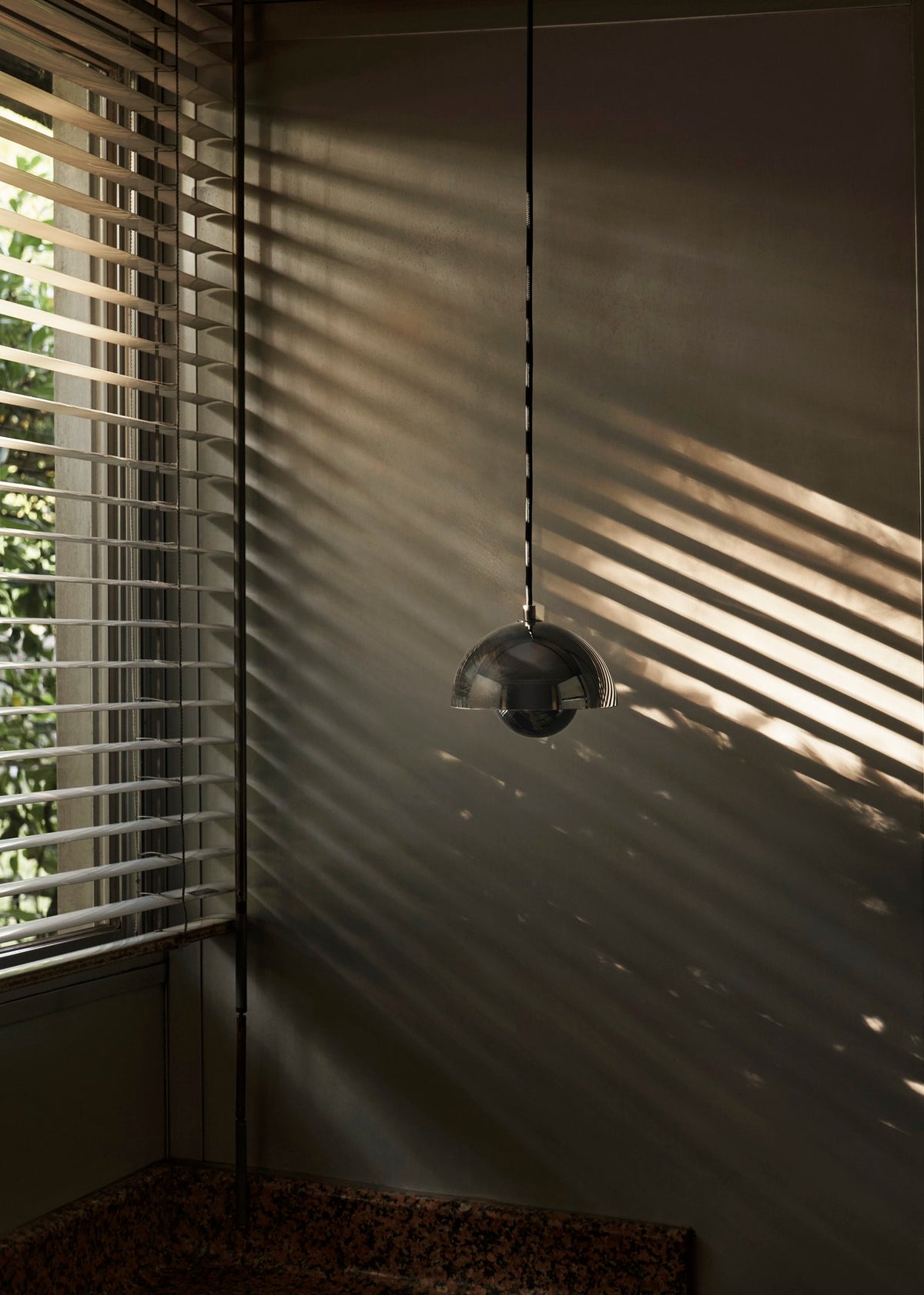 &amp;Tradition - Flowerpot VP10