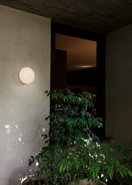 &amp;Tradition - Mist AP22 Wall + Ceiling Lamp