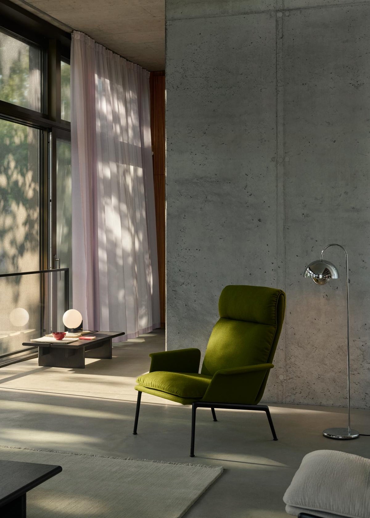 &amp;Tradition - Muno High Back Lounge Chair w/ Arms LN17