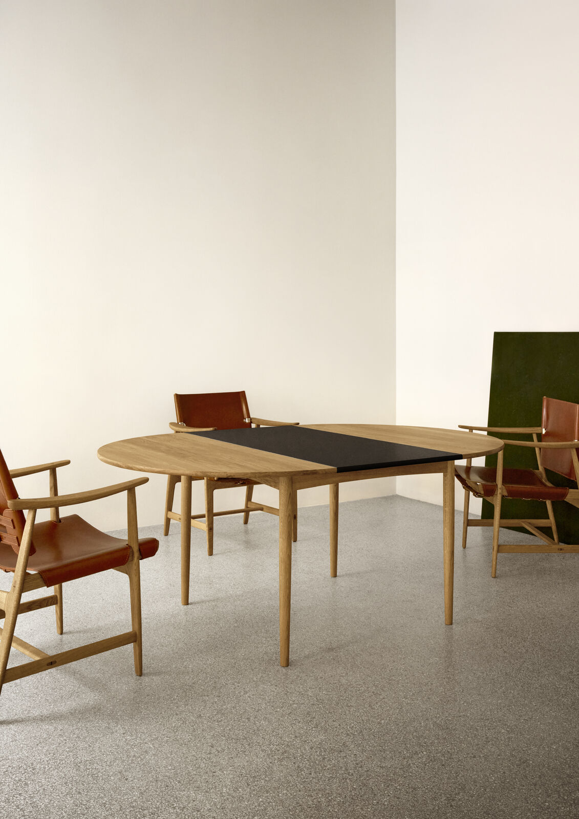 Carl Hansen &amp; Søn - BM0121 Dining Table