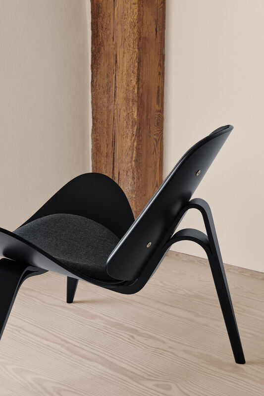 Carl Hansen &amp; Søn - CH07 Shell Chair