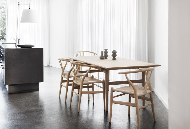 Carl Hansen &amp; Søn - CH327 Dining Table