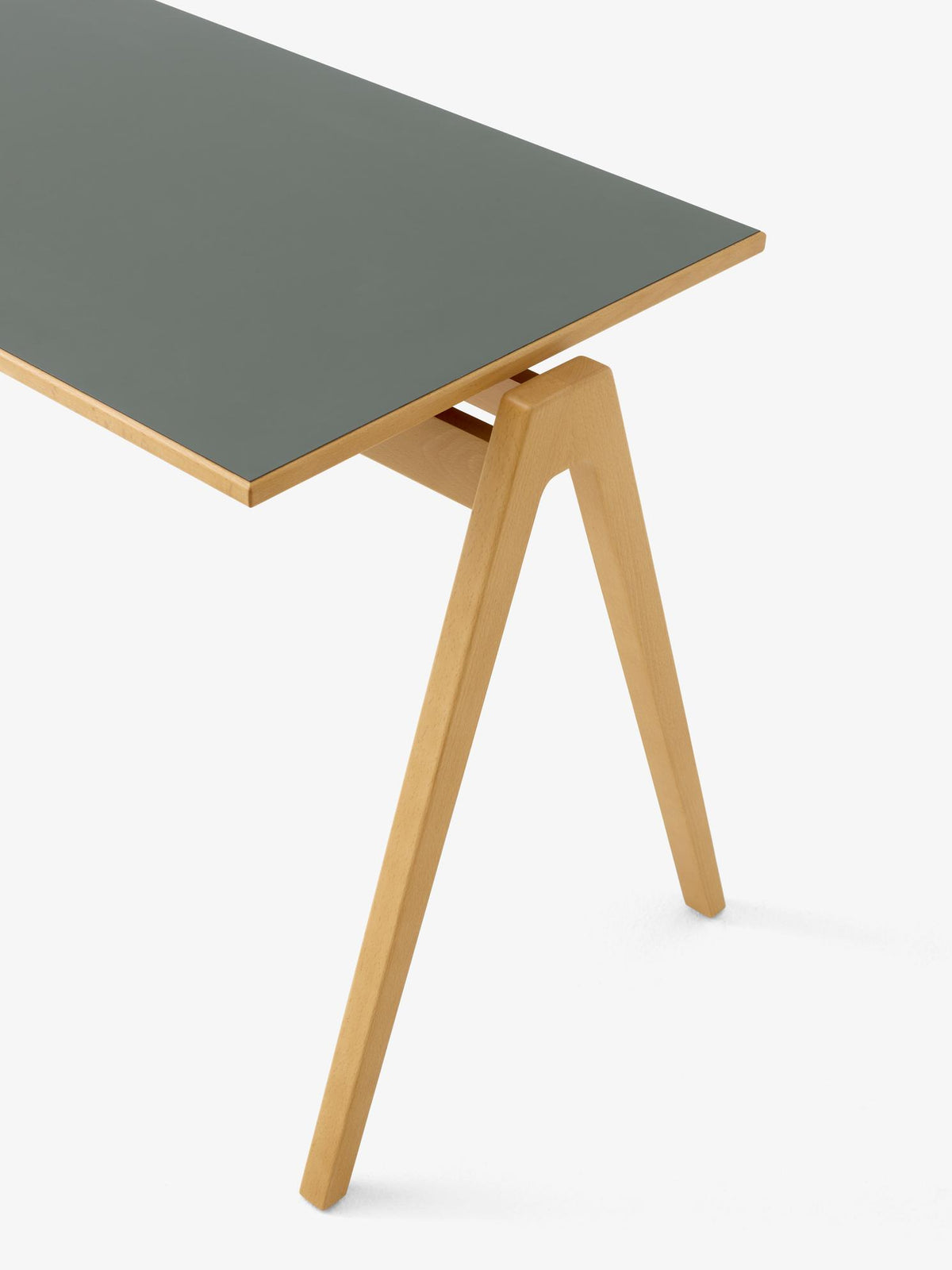 &amp;Tradition - Daystak Table RD2