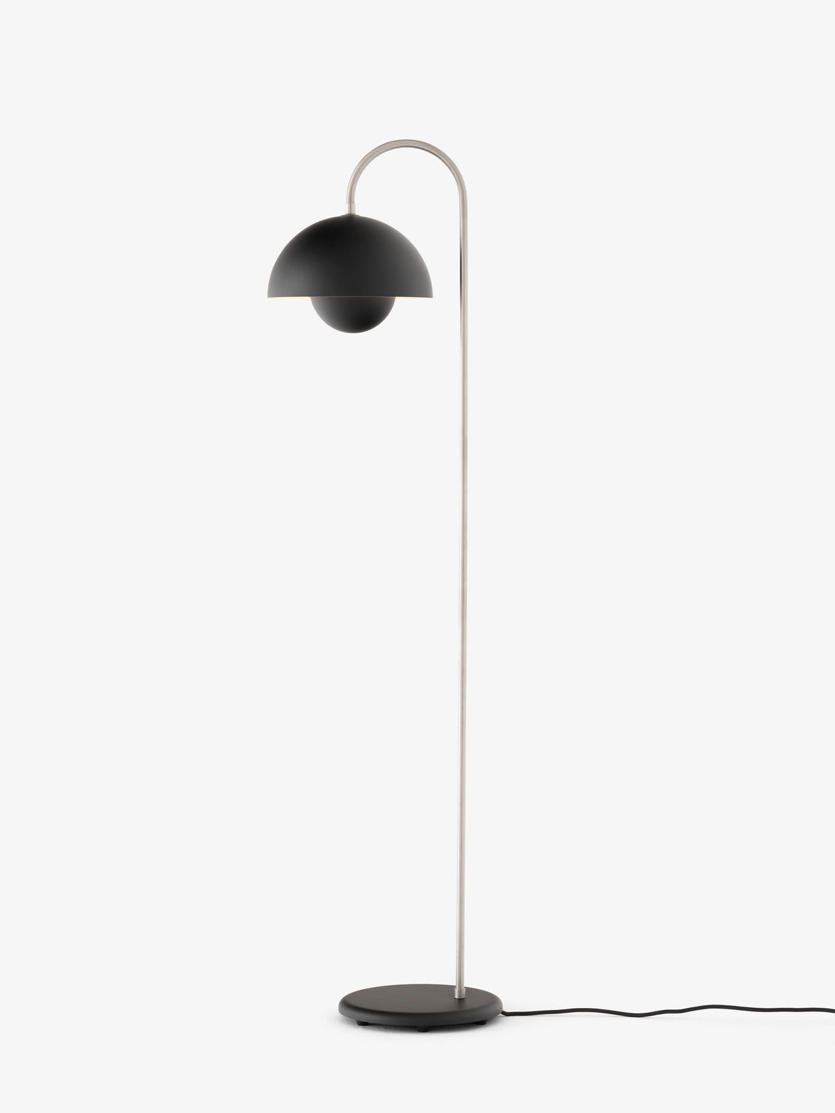 &amp;Tradition - Flowerpot Floor Lamp VP12
