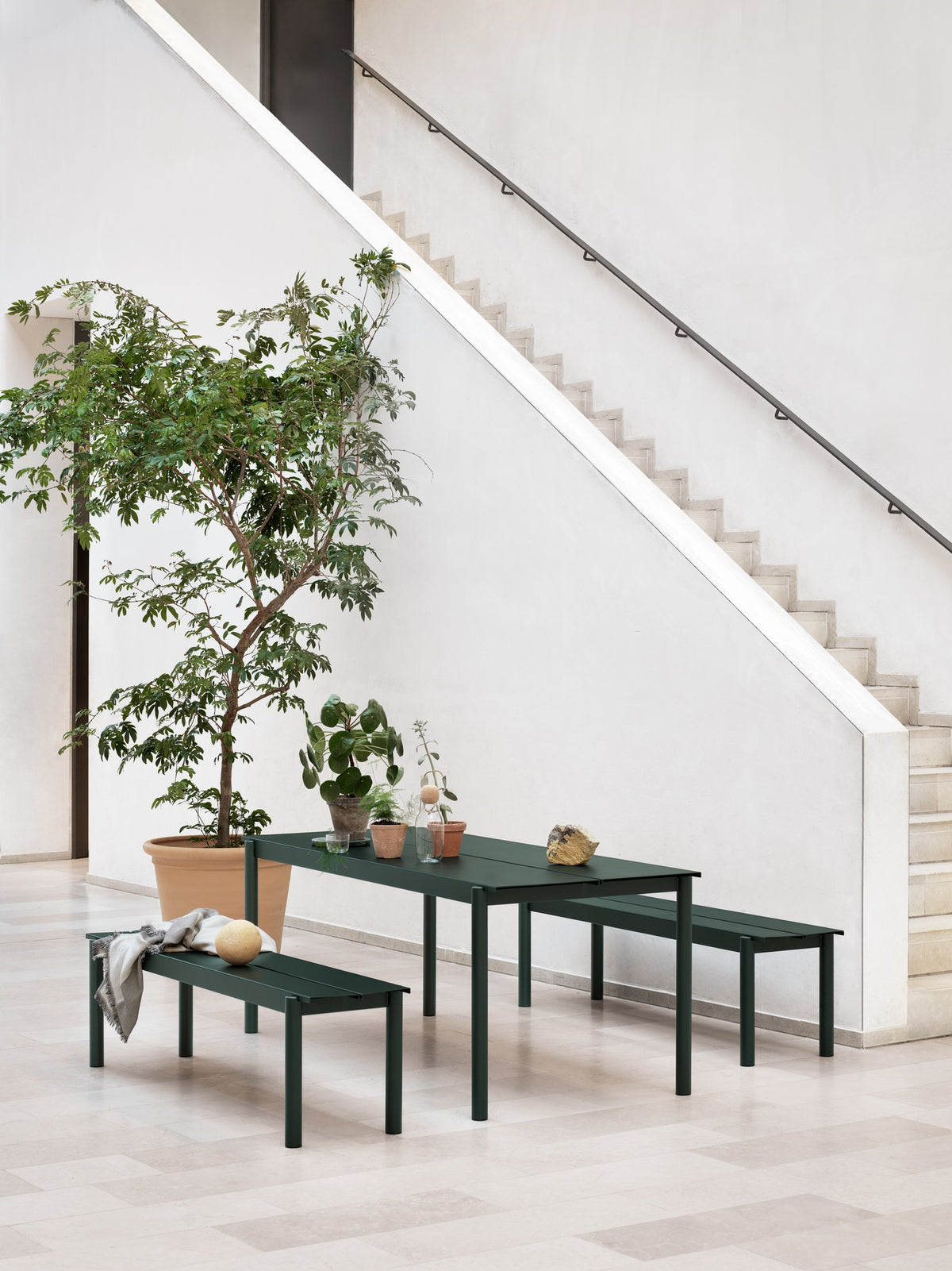 Muuto - Linear Steel Table