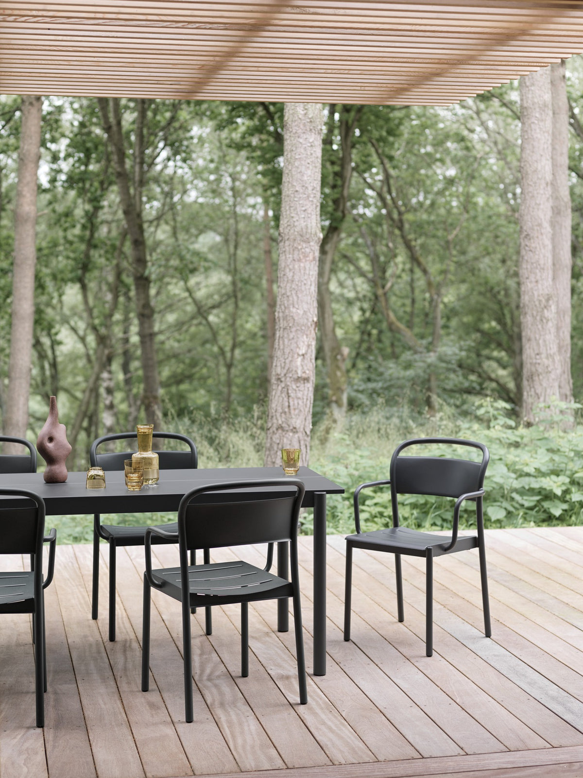 Muuto - Linear Steel Table