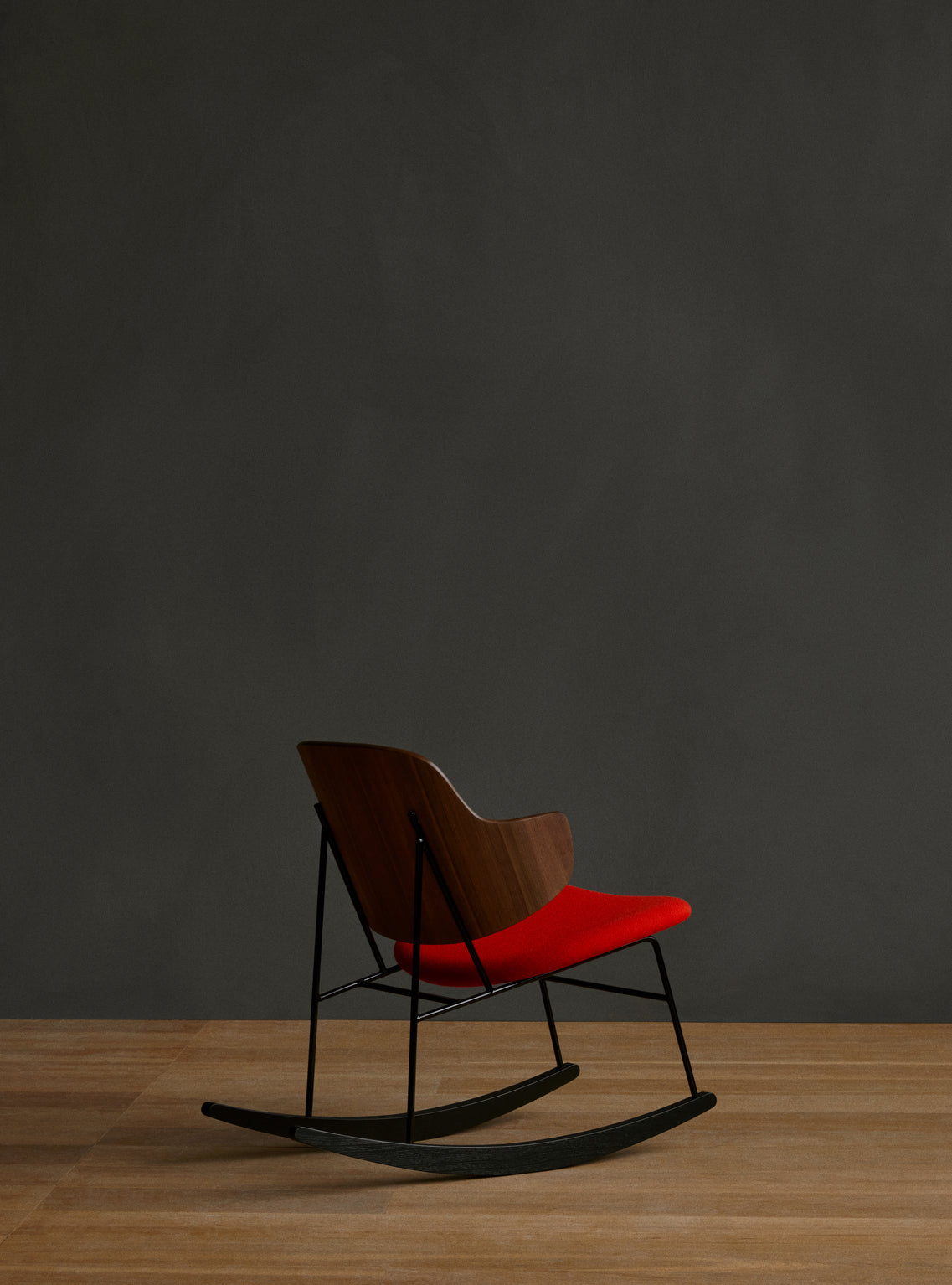 Audo Copenhagen - Penguin Rocking Chair - Upholstered Seat