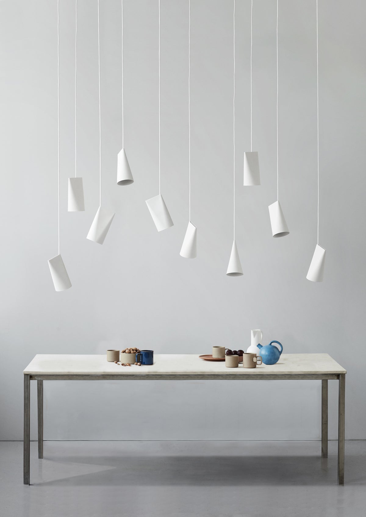 MOEBE - Ceramic Pendant - Narrow
