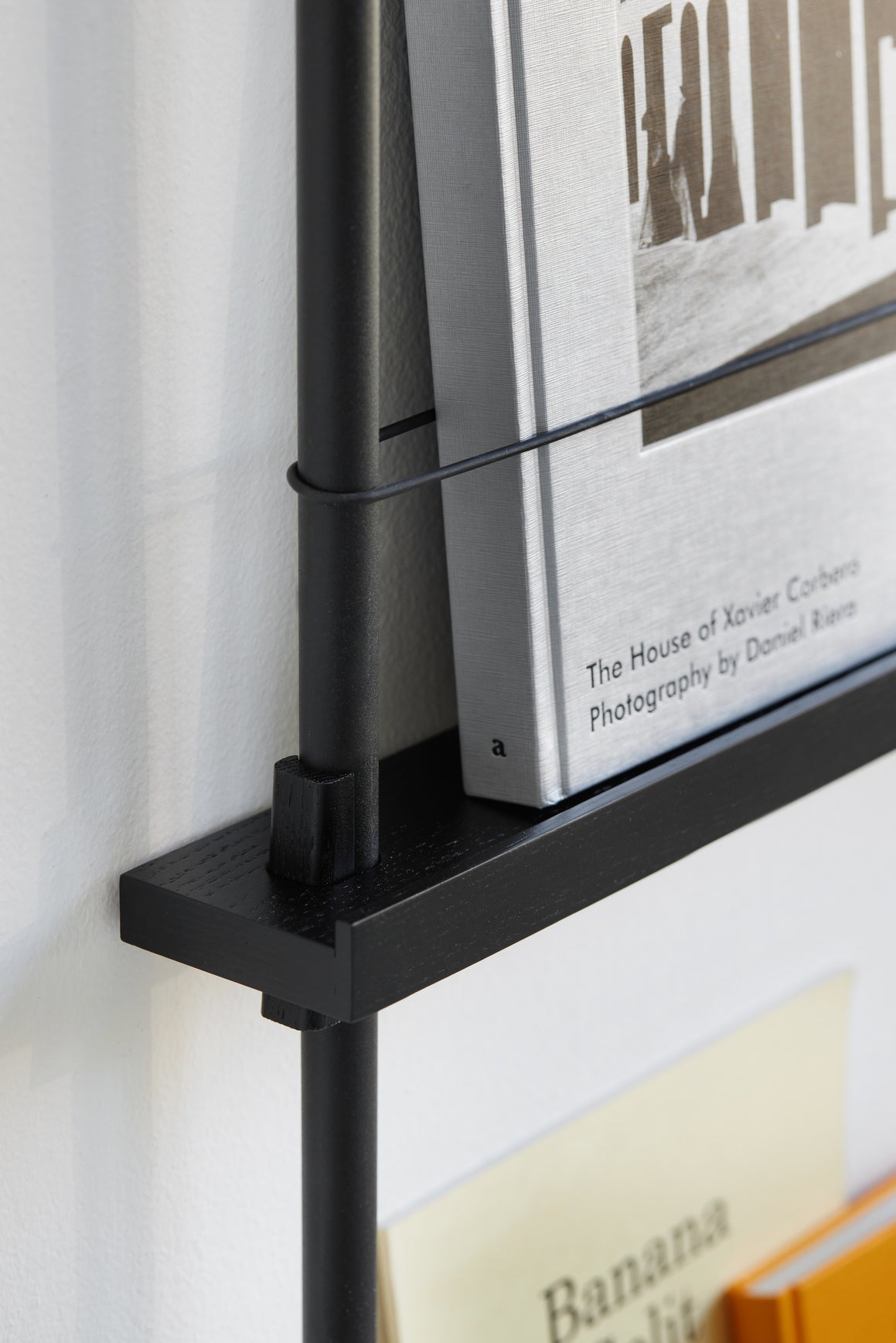 MOEBE - Magazine Shelving - MS.65.1