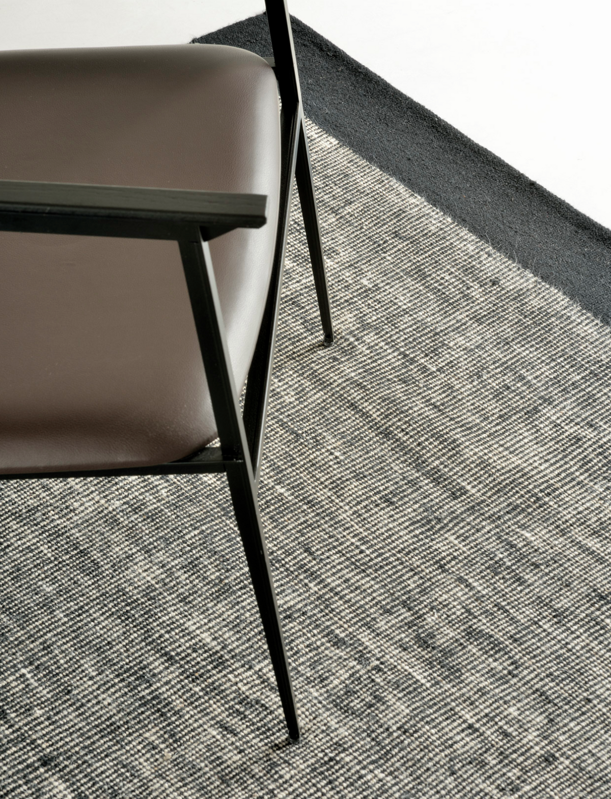 Ethnicraft - Dots Kilim Rug