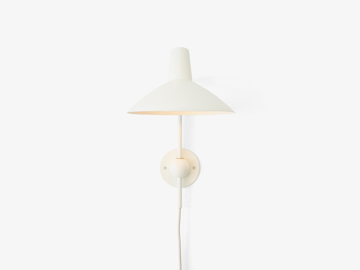 &amp;Tradition - Tripod Wall Lamp HM12