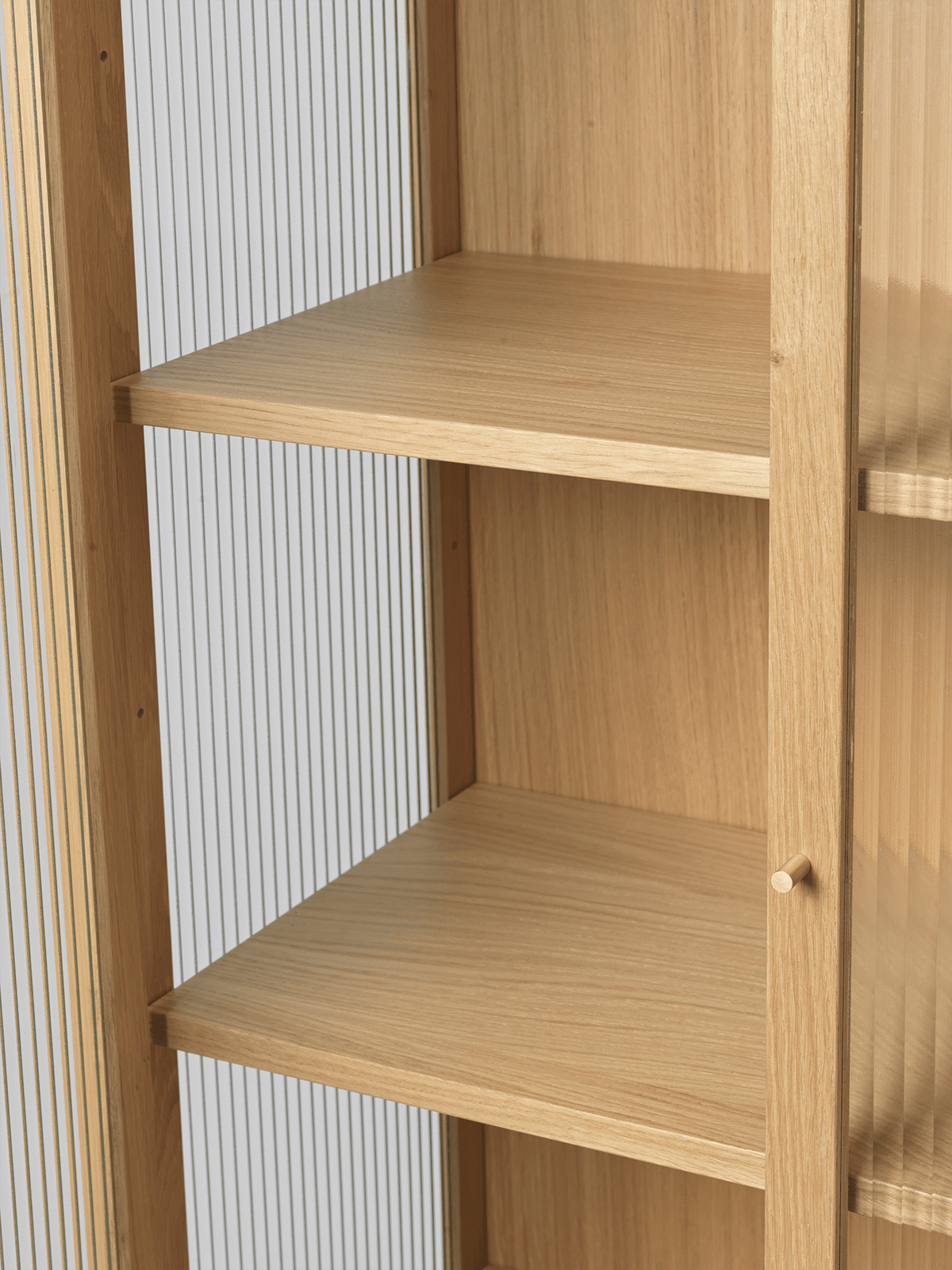 Ferm Living - Reed Vitrine - Natural Oak