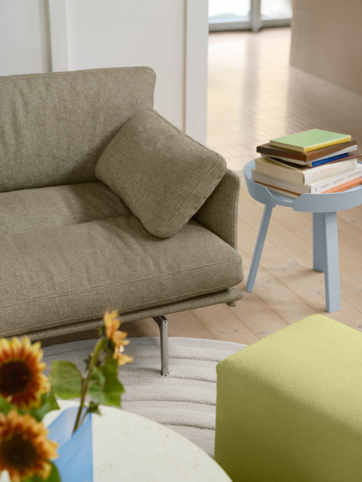 Muuto - Outline Soft Sofa - 2-Seater