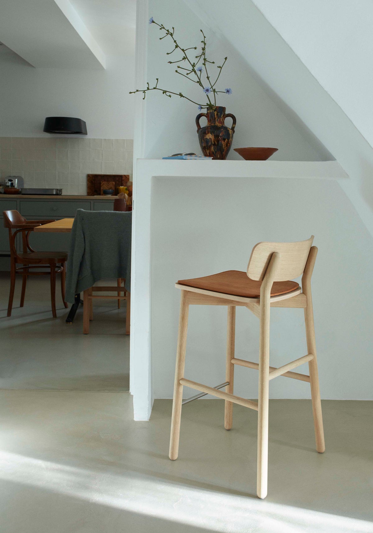 Fritz Hansen - Skagerak Collection - Hven Bar Stool