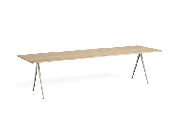 HAY - Pyramid Table 02