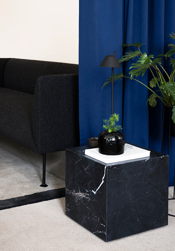 Menu marble plinth hot sale