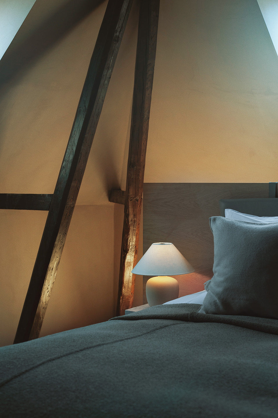 Audo Copenhagen - Torso Table Lamp - 37