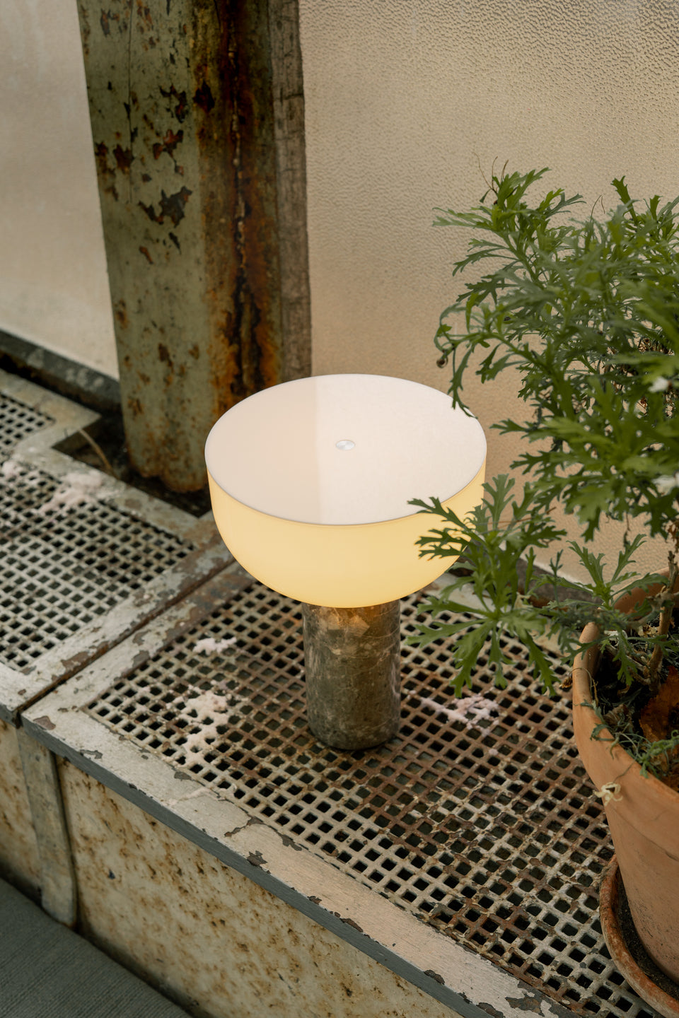 New Works - Kizu Portable Table Lamp