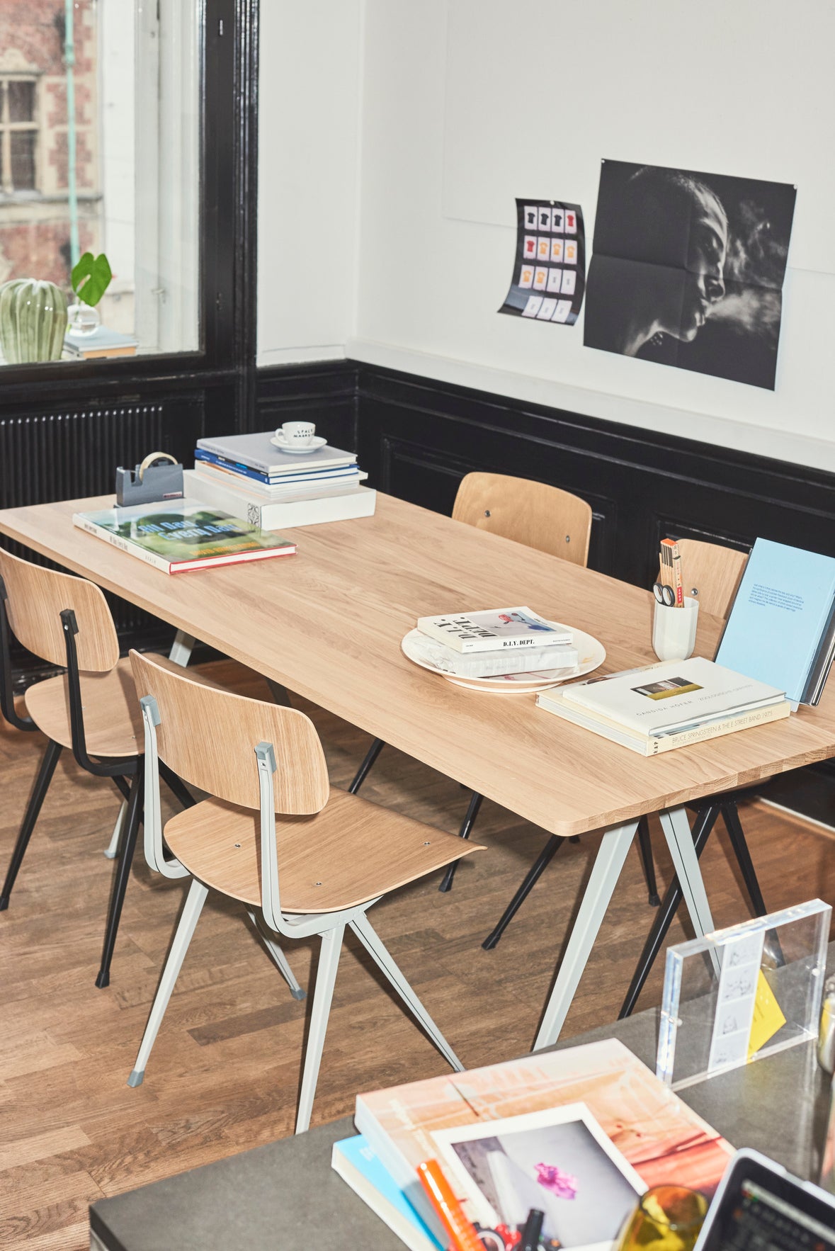 HAY - Pyramid Table 02