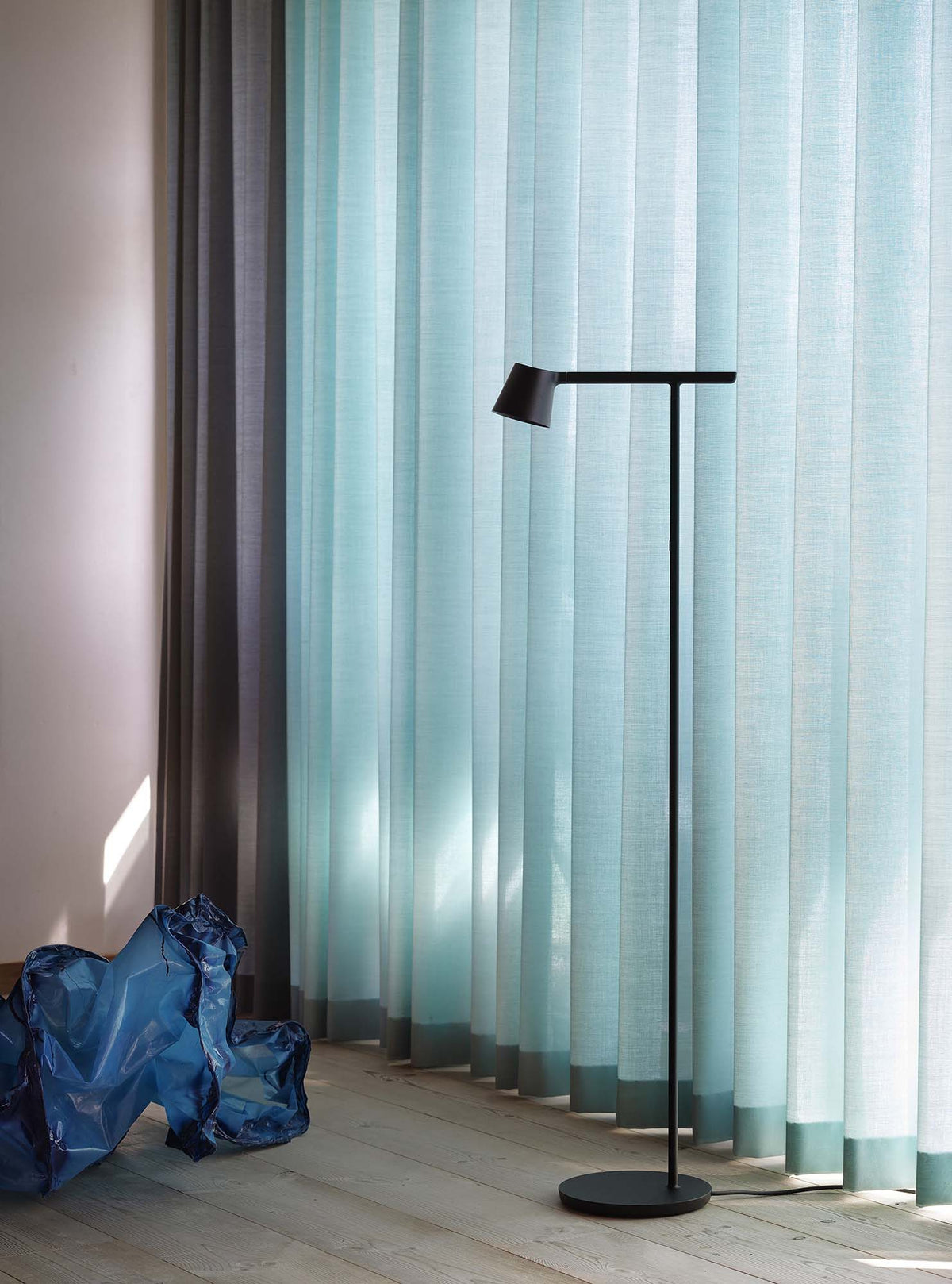 Muuto - Tip Floor Lamp
