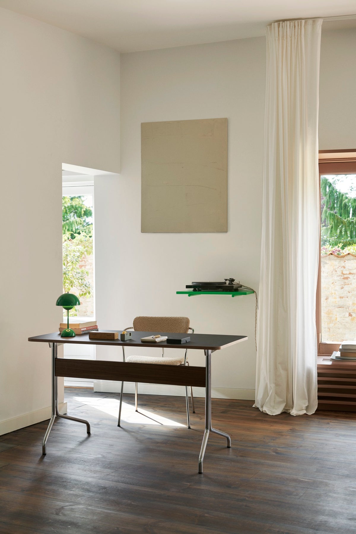 &amp;Tradition - Pavilion Desk AV16